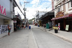 Gatuscen längs Red Street, Angeles City.