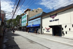 Gatuscen längs Red Street, Angeles City.