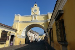 Ikoniska Arco de Santa Catalina, Antigua.