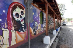 Väggmålningar i centrala Concepción de Ataco.