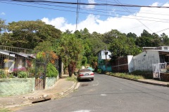 Gatuscen, Juayua.