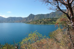 Sjöutsikten från Reserva Natural Cerro Tzankujil, San Marcos La Laguna, Lake Atitlán.