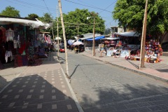Souveniraffärer i pir-området, Santiago Atitlán, Lake Atitlán.