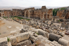 The Great Courtyard, Jupitertemplet, Baalbek.