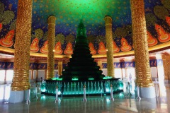 Taket inne i Maharatchamongkhon stupa, Wat Paknam Phasi Charoen, Bangkok.