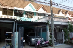 Framme vid huset norr om Bangkok där vi lagade middag.
