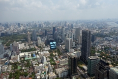 Fantastiska Bangkok från toppen av MahaNakhon.