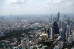 Fantastiska Bangkok från toppen av MahaNakhon.
