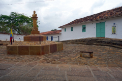 Monument vid entrén till Camino Real, Barichara.