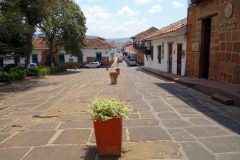 Gatuscen i centrala Barichara.