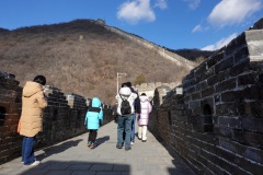 Kinesisk familj på muren, Mutianyu Great Wall.