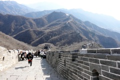 Fantastisk utsikt över en ringlade mur, Mutianyu Great Wall.