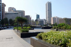Cornichen vid Zaitunay Bay, downtown Beirut.