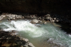 Vattnet nedanför Bagongbong Falls, Biliran.