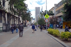 Gatuscen längs Carrera 7, La Candelaria, Bogotá.