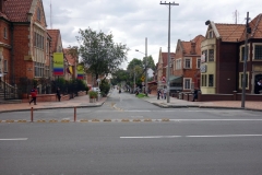 Gatuscen längs Avenida Caracas, Bogotá.