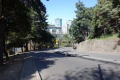 Promenaden från Taquilla Teleférico  Monserrate ner till La Candelaria, Bogotá.