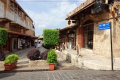 Gatuscen i Byblos charmiga gamla stadsdel.