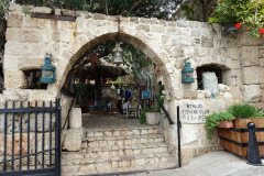 Mysig restaurang i Byblos hamn, Byblos.