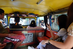 I jeepneyn på väg till Cagsawa Ruins, Legazpi City.
