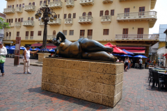 Monumento de Botero - Gertrudis, Plaza Santo Domingo, Cartagena.