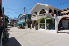 Charmiga Caye Caulker.