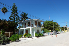 Charmiga Caye Caulker.