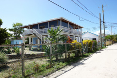 Charmiga Caye Caulker.