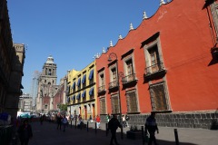 Arkitekturen längs gatan Moneda, Centro Histórico, Mexico City.