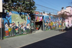 Fantastiska väggmålningar längs trevliga gågatan Regina, Centro Histórico, Mexico City.