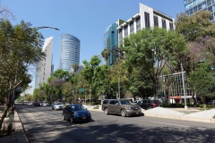 Gatuscen längs Av. P.º de la Reforma, Mexico City.