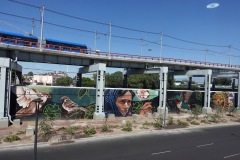 Fantastiska väggmålningar vid linbanestation Constitución de 1917, Los Ángeles, Mexico City.