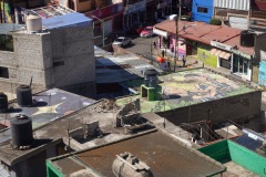 Utsikten från världens längsta (10,55 km) linbana för kollektivtrafik, linje 2 mellan Constitución de 1917 och Santa Marta, Mexico City.