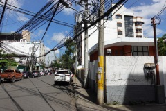 Jag har många minnen från Fuente Hotel de Cebu, första byggnaden till höger i bild, Don Julio Llorente St, Cebu City.