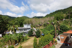 Utsikten från balkongen på mitt boende på White Sand Beach, Koh Chang.