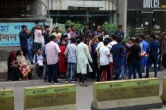 Någon typ av kändis som uppmärksammas i central Chittagong.