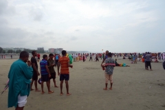 En av världens längsta obrutna sandstränder: Cox's Bazar.