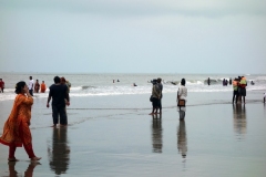 En av världens längsta obrutna sandstränder: Cox's Bazar.