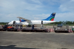 Ett av flygbolaget US-Bangla Air's plan på flygplatsen i Cox's Bazar.