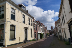 Den vackra arkitekturen i Delft.