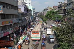 Trafiksituationen i Dhaka är extrem överallt.