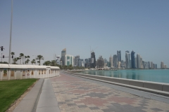 Vy mot West Bay från the Corniche, Doha.