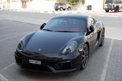 Porsche i stadsdelen Jumeirah, Dubai.