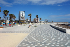 Strandpromenaden i Durrës.