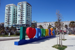 Strandpromenaden i Durrës.