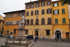 Statue of Cosimo Ridolfi in Piazza Santo Spirito, Oltrarno, Florens.
