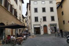 Gatuscen i stadsdelen Oltrarno, Florens.