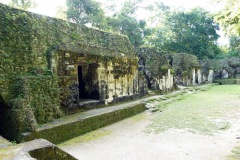 Palacio de las Acanaladuras, Grupo G, Tikal.