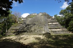 Templo Talud-Tablero, Tikal.