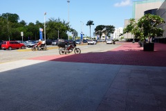 Zon för upphämtning och avlämning för taxi utanför shoppingcenter Iguatemi Bosque, Fortaleza.